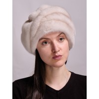 б145-91 // Головной убор меховой женский, цвет -жемчуг